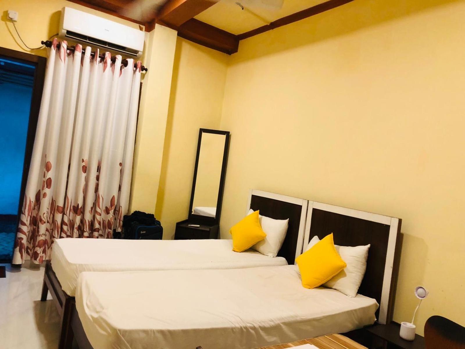 Cinnamon Airport Residencies Katunayaka Екстериор снимка