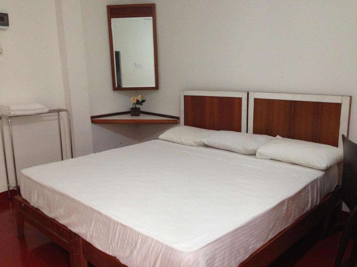 Cinnamon Airport Residencies Katunayaka Екстериор снимка