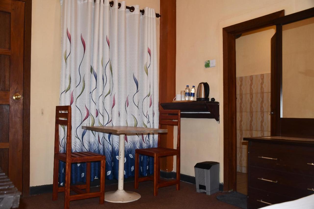 Cinnamon Airport Residencies Katunayaka Екстериор снимка