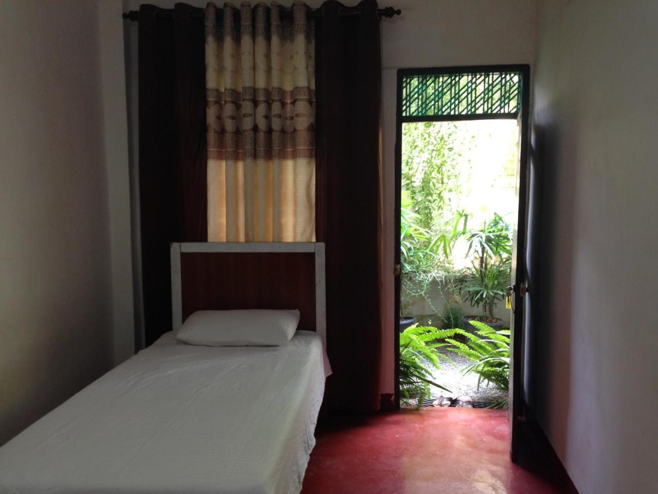 Cinnamon Airport Residencies Katunayaka Екстериор снимка